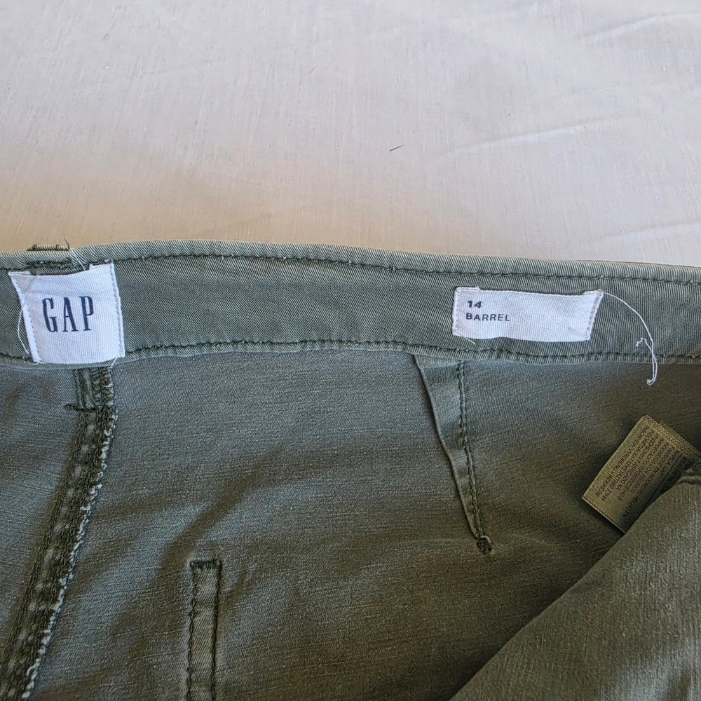 Gap Barrel Cargo Pants Olive Green Khaki Size 14 High Rise Utility Gorpcore - Picture 6 of 12